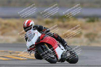 media/Jan-15-2023-SoCal Trackdays (Sun) [[c1237a034a]]/Turn 16 (120pm)/